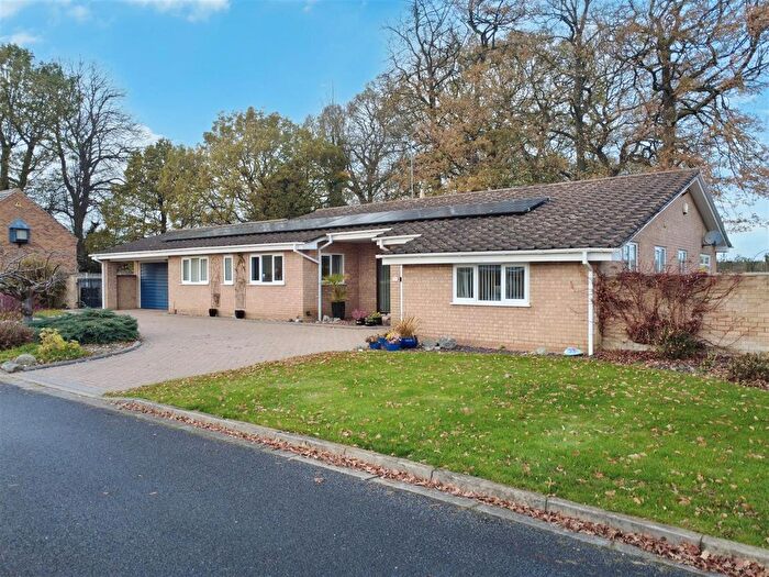 4 Bedroom Detached Bungalow For Sale In Katherine Drive, Toton, Nottingham, NG9