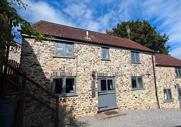 2 Bedroom Barn Conversion To Rent In Churchinford, Taunton, TA3