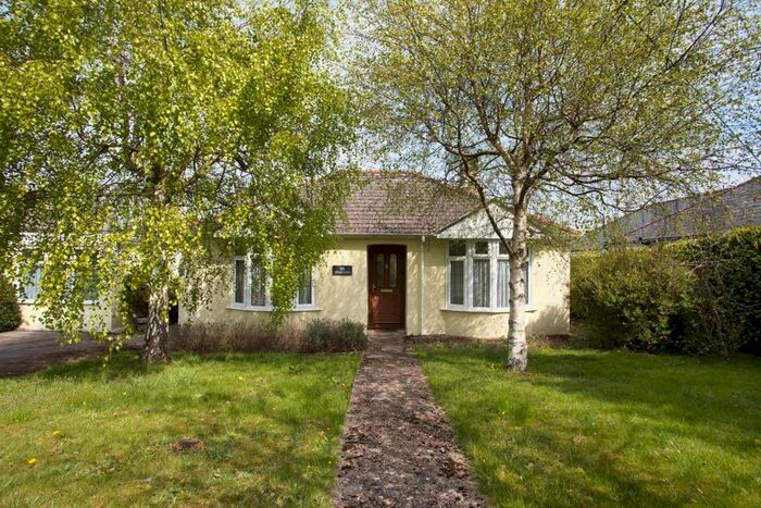 3 Bedroom Detached Bungalow For Sale In Westcourt Lane, Shepherdswell, Dover, CT15