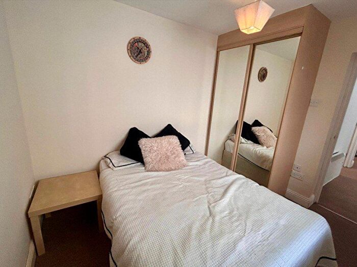 1 Bedroom Flat To Rent In Cambrian Place, SA1