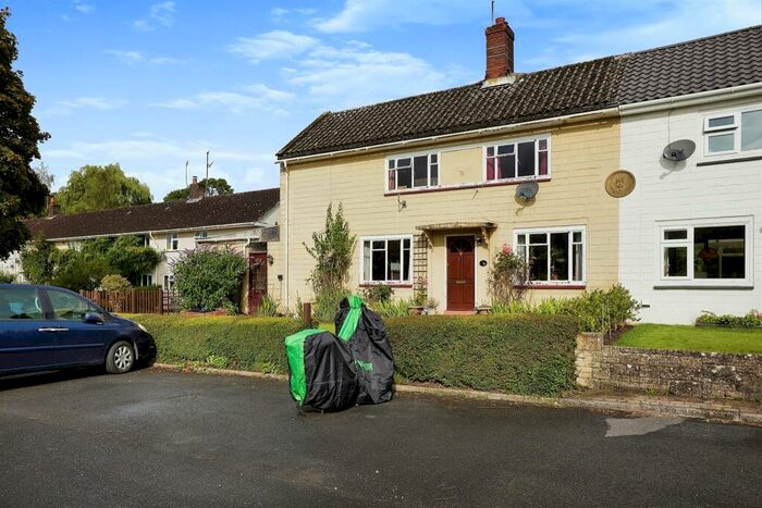 2 Bedroom Semi-Detached House For Sale In Squalls Lane, Tisbury, Salisbury, SP3