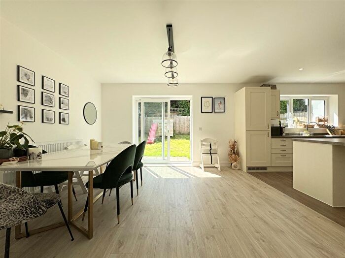 4 Bedroom Detached House For Sale In Tremellyn Road, Mitchell, Newquay, TR8