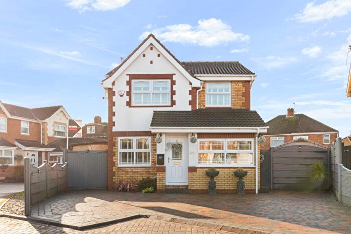 3 Bedroom Detached House For Sale In Barnett Place, Cleethorpes, DN35