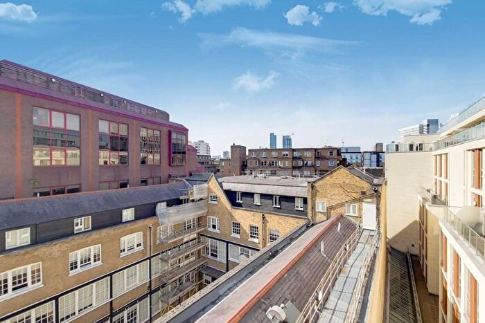 1 Bedroom Flat For Sale In Lamb's Passage, Barbican, London, EC1Y