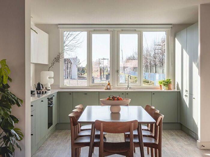 3 Bedroom Terraced House To Rent In Milne Avenue, Cambridge, Cambridgeshire, CB3