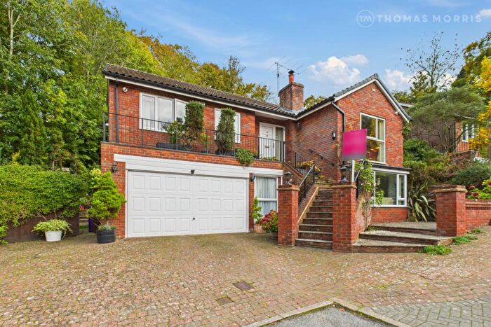 4 Bedroom Detached House For Sale In Shrubbery Grove, Royston, Hertfordshire, SG8