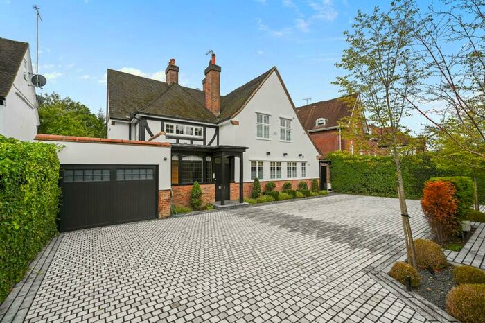 6 Bedroom Detached House To Rent In The Bishops Avenue, London, N2