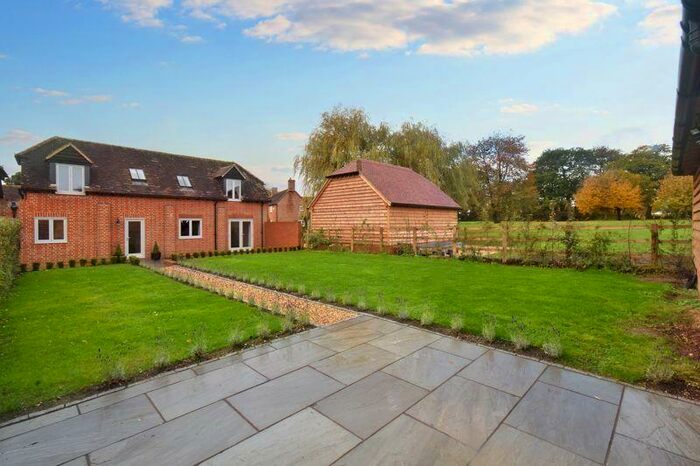 3 Bedroom Detached House To Rent In Cufaude Lane, Bramley, RG26