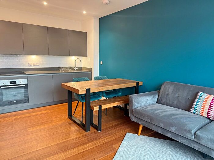 1 Bedroom Flat To Rent In Little Kelham Street, Sheffield, South Yorkshire, S3