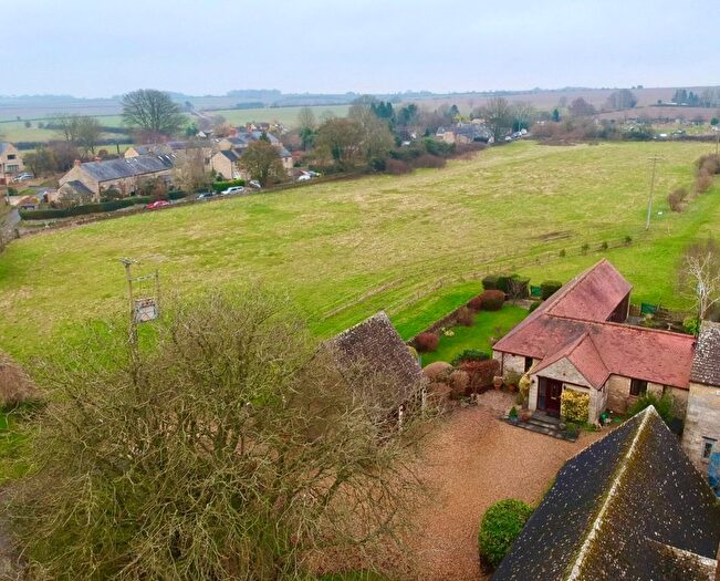 3 Bedroom Semi-Detached House For Sale In Plum Lane, Shipton-Under-Wychwood, Chipping Norton, OX7