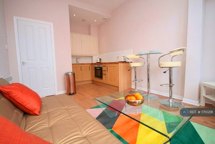 1 Bedroom Flat To Rent In Shettleston Road, Glasgow, G32