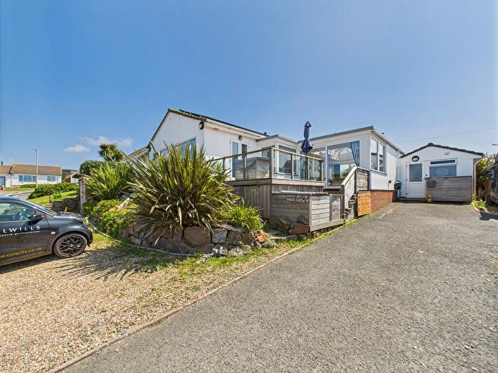 3 Bedroom Detached Bungalow For Sale In Atlantic Close, Bude, EX23