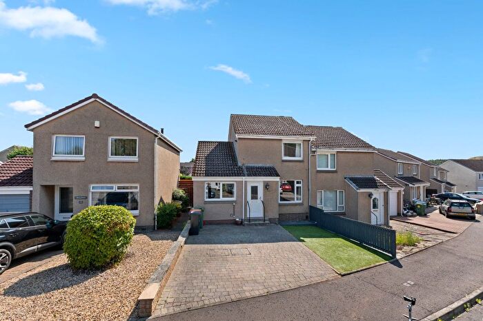 3 Bedroom Semi Detached House For Sale In Tippet Knowes Road, Winchburgh, EH52