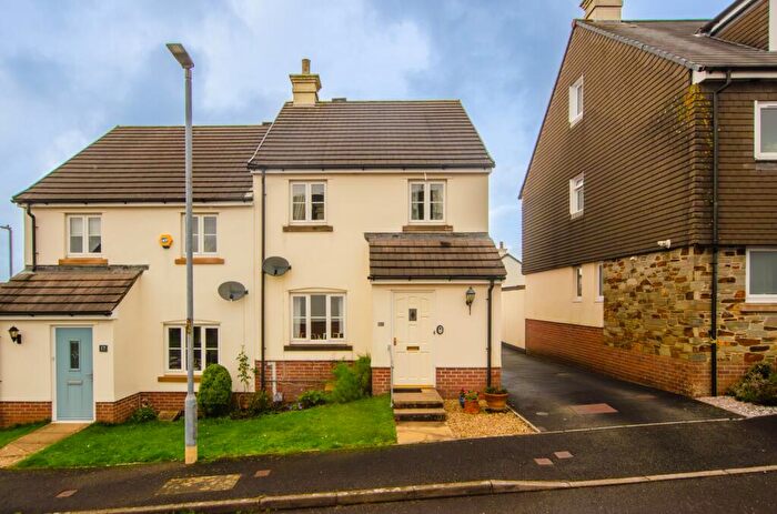 3 Bedroom Semi-Detached House For Sale In Grass Valley Park, Bodmin, Cornwall, , Uk, PL31