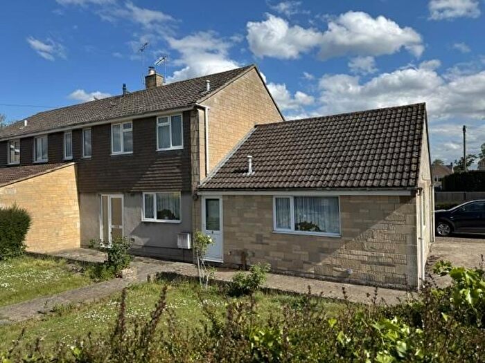 3 Bedroom Semi-Detached House For Sale In Churchill Place, Fairford, GL7