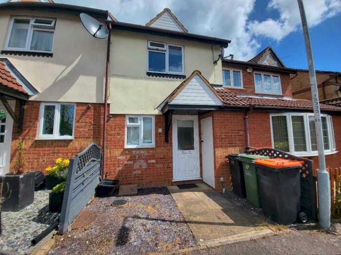2 Bedroom Terraced House To Rent In Chalkdown, Luton, LU2