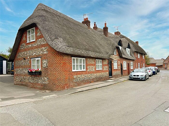 3 Bedroom End Of Terrace House For Sale In The Cross, Okeford Fitzpaine, Blandford Forum, Dorset, DT11