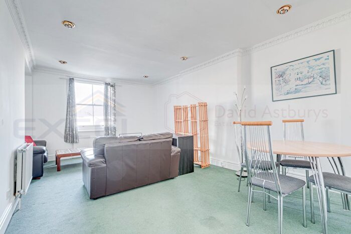 2 Bedroom Flat To Rent In Crossfield Road, Belsize Park, London, NW3