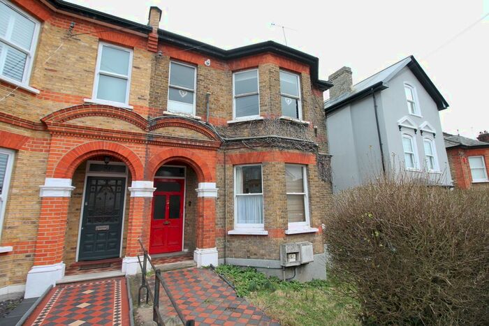 1 Bedroom Flat To Rent In Hadley Road, Barnet, EN5