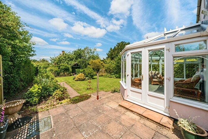 3 Bedroom Detached House For Sale In Chipmans Platt, Stonehouse, GL10