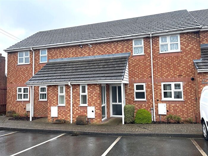 1 Bedroom Flat To Rent In High Grove View, Rodgers Street, Stoke-On-Trent, ST6