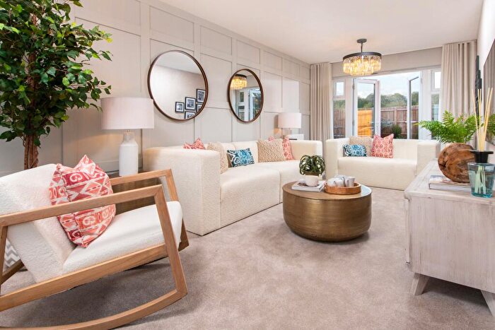 4 Bedroom Detached House For Sale In Emerald Avenue, Ipswich, IP1