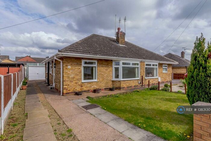 2 Bedroom Bungalow To Rent In Croft Road, Doncaster, DN4