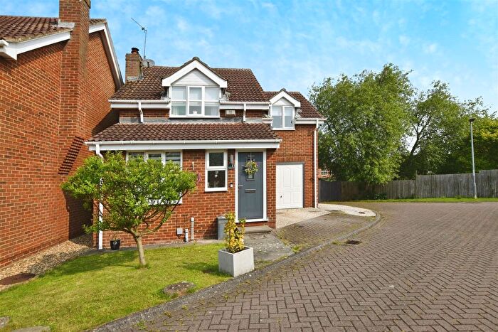 4 Bedroom Detached House For Sale In Nettleton Garth, Burstwick, Hull, HU12