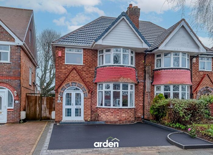 3 Bedroom Semi Detached House For Sale In Stonor Road, Birmingham, B28