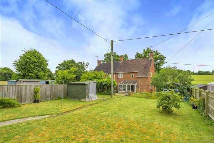 3 Bedroom Semi-Detached House For Sale In Pound View, Smannell, Andover, SP11