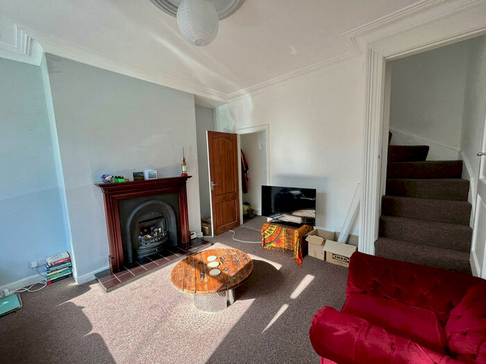 2 Bedroom Terraced House To Rent In Argie Road, LS4