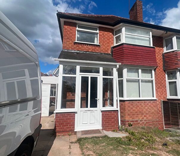 3 Bedroom Property To Rent In Woodland Road, Northfield, Birmingham, B31