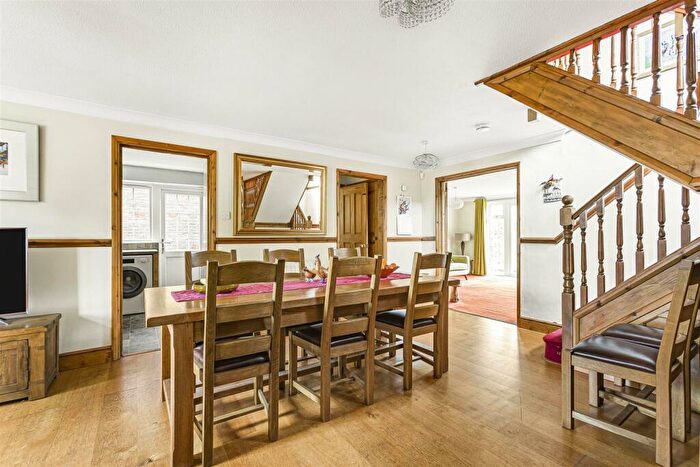 4 Bedroom Detached House For Sale In Godfries Close, Tewin, AL6