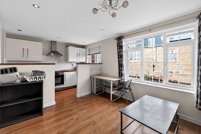 1 Bedroom Flat To Rent In Avenue Road, London, W3