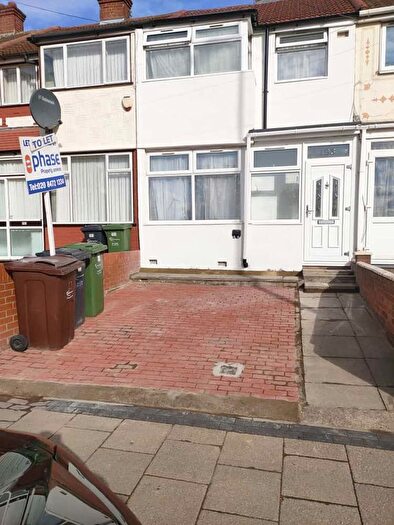 3 Bedroom Terraced House To Rent In New Road, Dagenham, RM10