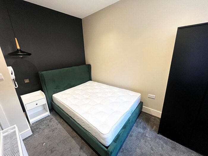 1 Bedroom House To Rent In Bournemouth Road, Poole, BH14