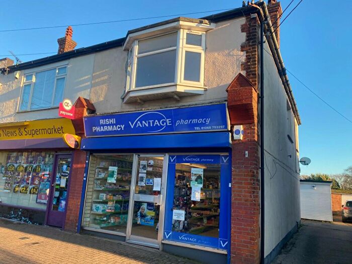 1 Bedroom Flat To Rent In Hart Road, Benfleet, Essex, SS7