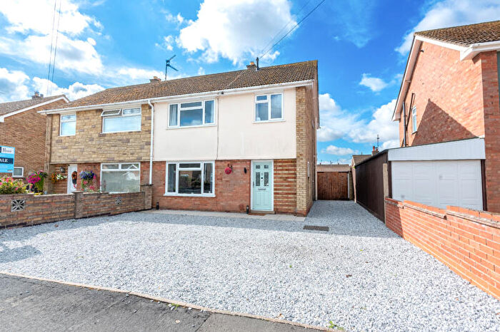 3 Bedroom Semi-Detached House For Sale In Snoots Road, Whittlesey, Cambs, PE7