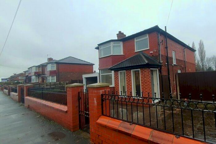 3 Bedroom Property To Rent In Runnymeade, Manchester, M27