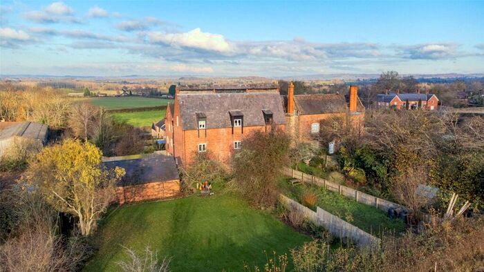 4 Bedroom Barn Conversion For Sale In Leys Farm, Tarrington, Hereford, HR1