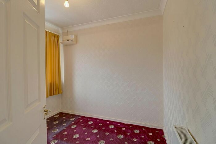 2 Bedroom Semi-Detached Bungalow For Sale In Brackley Way, Basingstoke, RG22