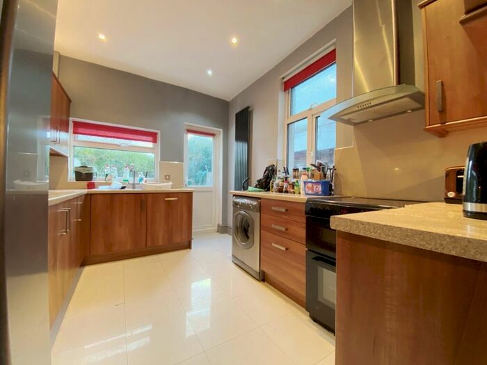 3 Bedroom Terraced House To Rent In Pentyrch Street, Cathays, CF24