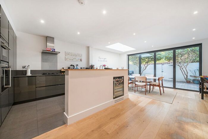 4 Bedroom Terraced House For Sale In Phillimore Gardens Close, London, W8