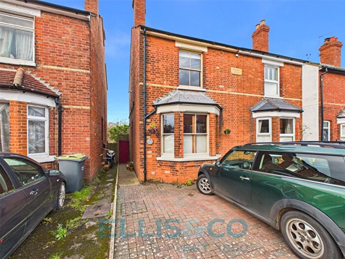 2 Bedroom Semi Detached House To Rent In Hectorage Road, Tonbridge, Kent, TN9