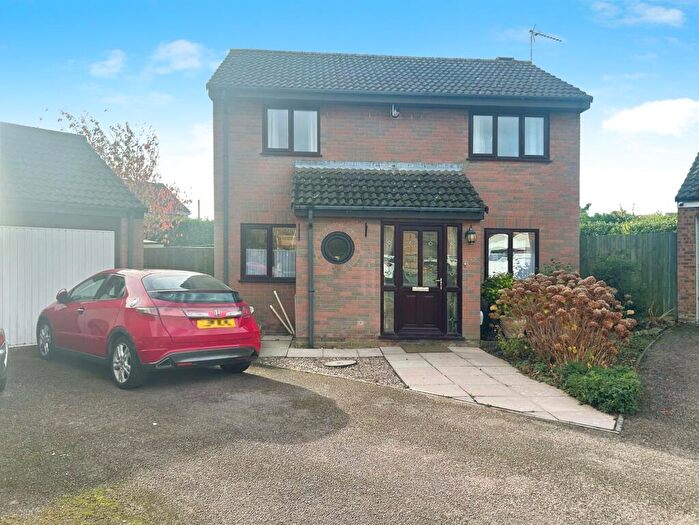3 Bedroom Detached House For Sale In Akeman Close, Bourne, PE10