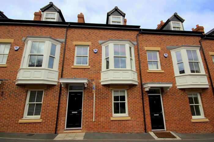 5 Bedroom Private Hall To Rent In Juniper Way, Durham City, DH1