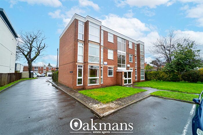 2 Bedroom Flat For Sale In Stanley Close, Birmingham, West Midlands, B28
