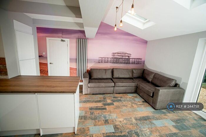 2 Bedroom Semi-Detached House To Rent In Stephens Road, Brighton, BN1