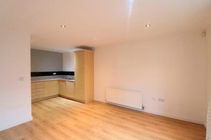 2 Bedroom Property To Rent In Broom Mills Road, Farsley, Leeds, West Yorkshire, LS28