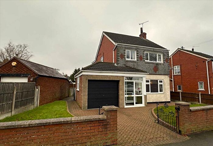 3 Bedroom Detached House For Sale In Bushfield Road, Scunthorpe, DN16